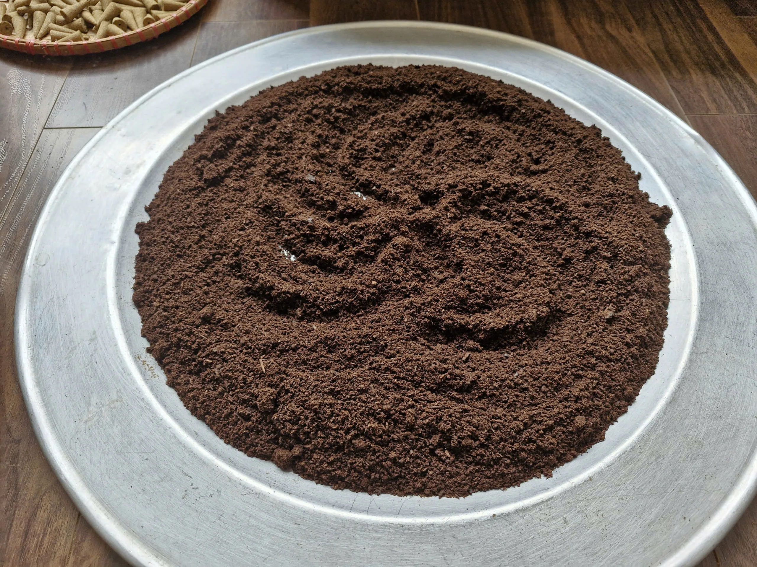 Vòng Xoáy Thiền Định Khởi Duyên Trên Mâm Bột